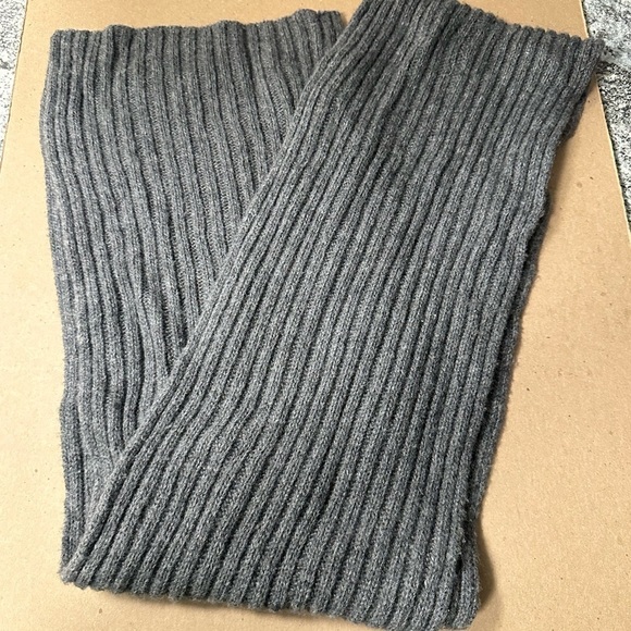 POLO RALPH LAUREN Men grey wool gorpcore career quiet luxury ribbed scarf - Picture 4 of 8